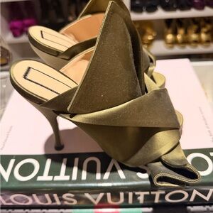 Chic Olive Satin Women's Heels